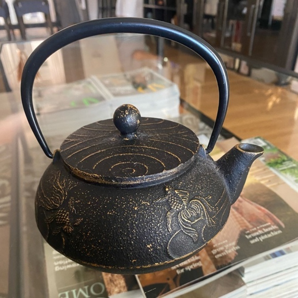Original Teavana Black‎ Cast Iron Teapot with Koi Fish Design - Picture 4 of 9